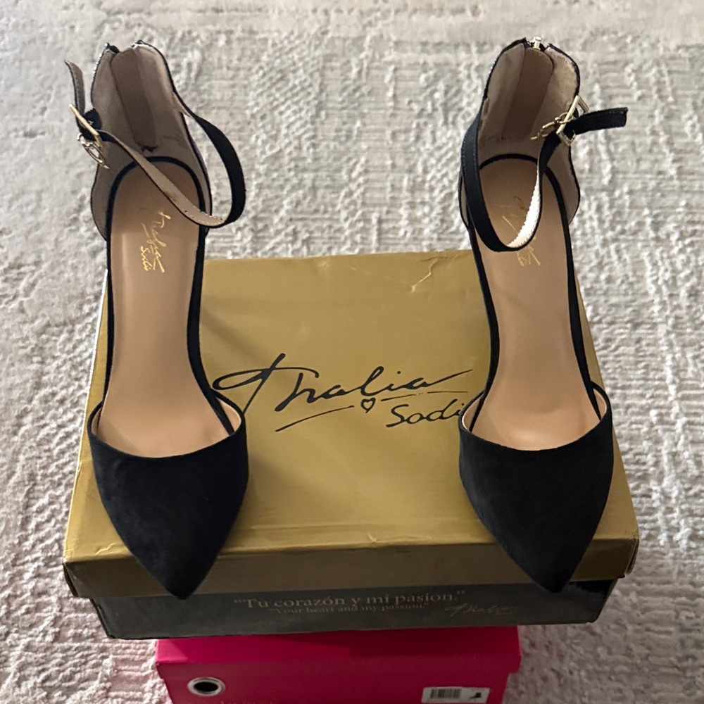 Thalia Sodi Black Pointed-Toe Ankle-Strap Heels